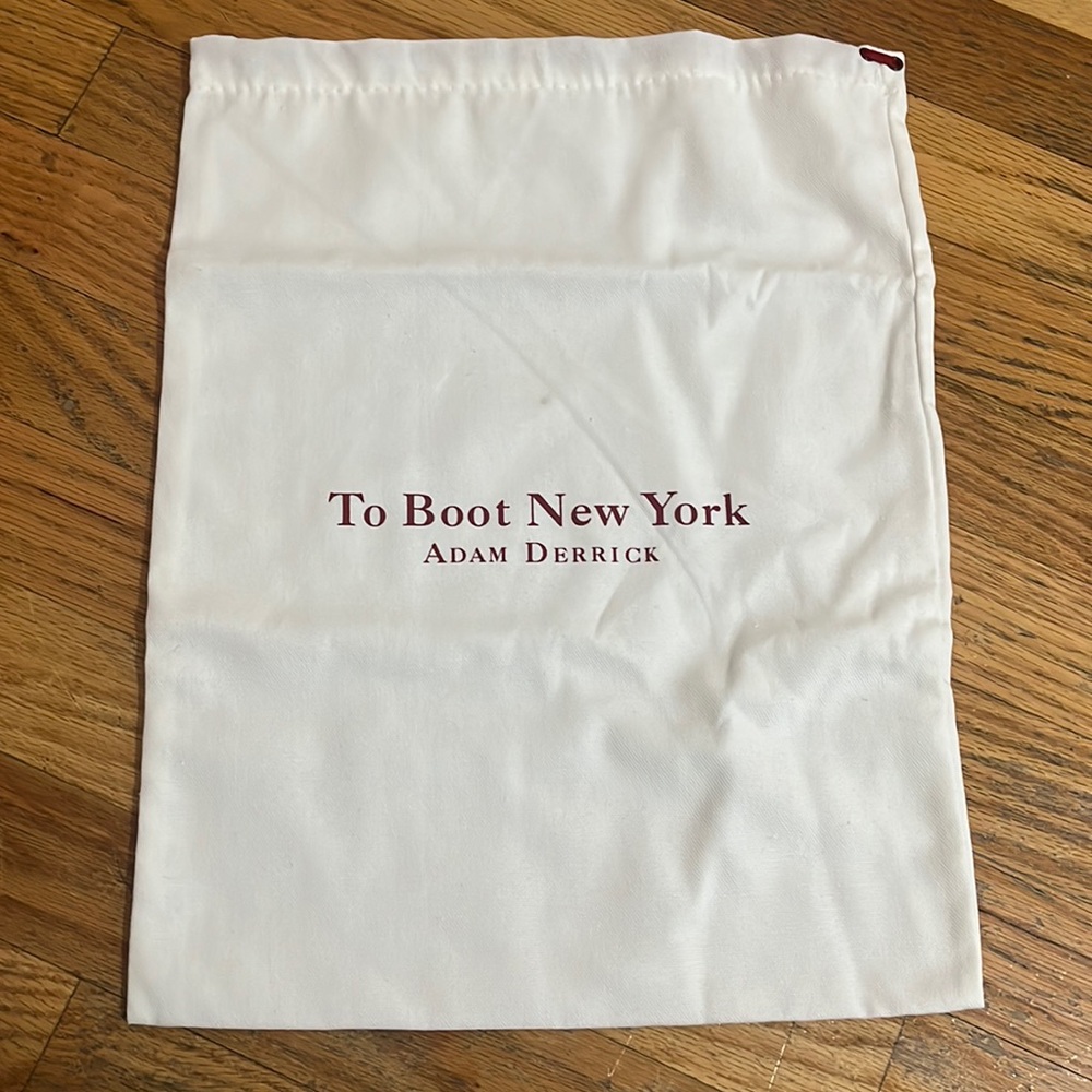 To boot New York Adam Derrick dust bag